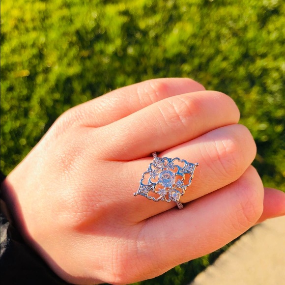 Antique Sterling Silver Ring - Picture 8 of 8